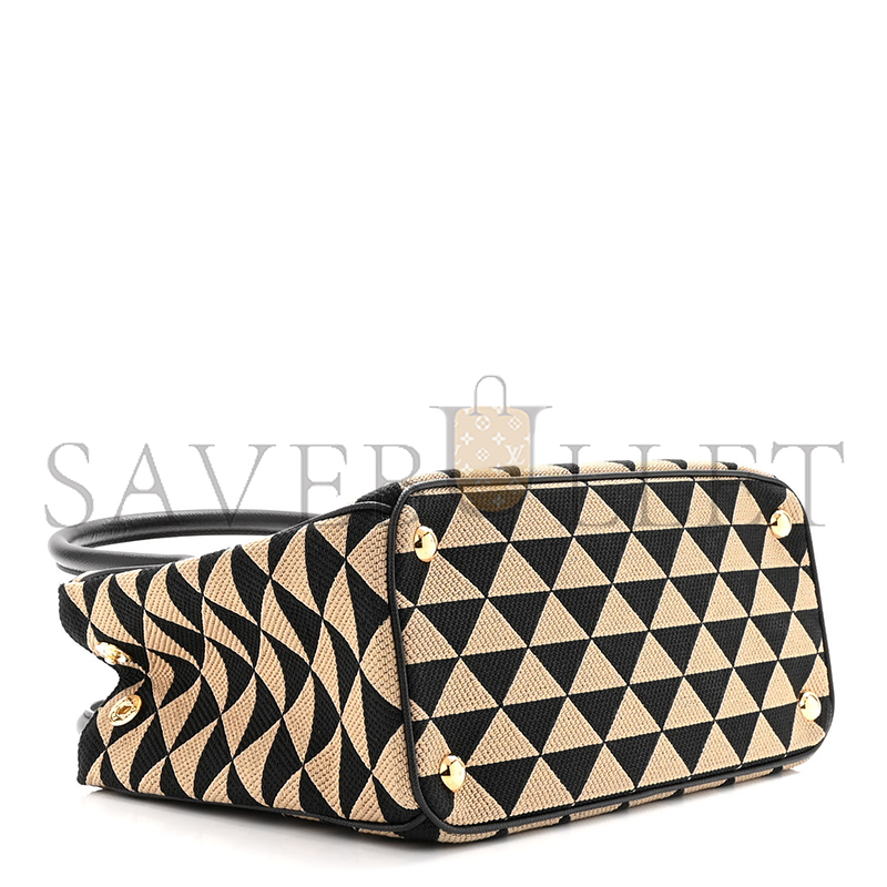 Pra*a beige small symbole embroidered fabric bag 1ba863 (28*19.5*12cm)